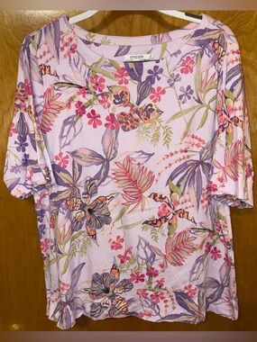 Chico’s purple floral/butterfly printed 100% cotton knit short sleeve top Size 3